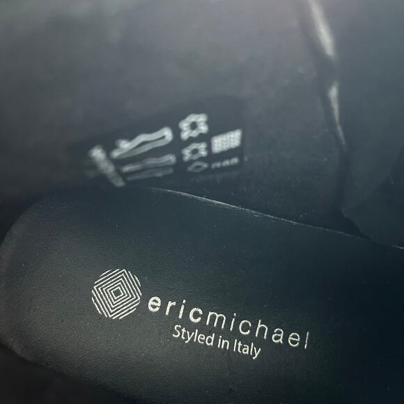 Eric Michael Women's 39 / 8.5-9 Black Suede Ankle Boot Side Zip Leather Lug Sole - Picture 6 of 8